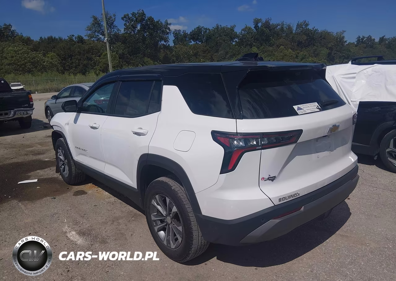 2026 Chevrolet Equinox Fwd Lt VIN:3GNAXHEG1TL251239 - 3