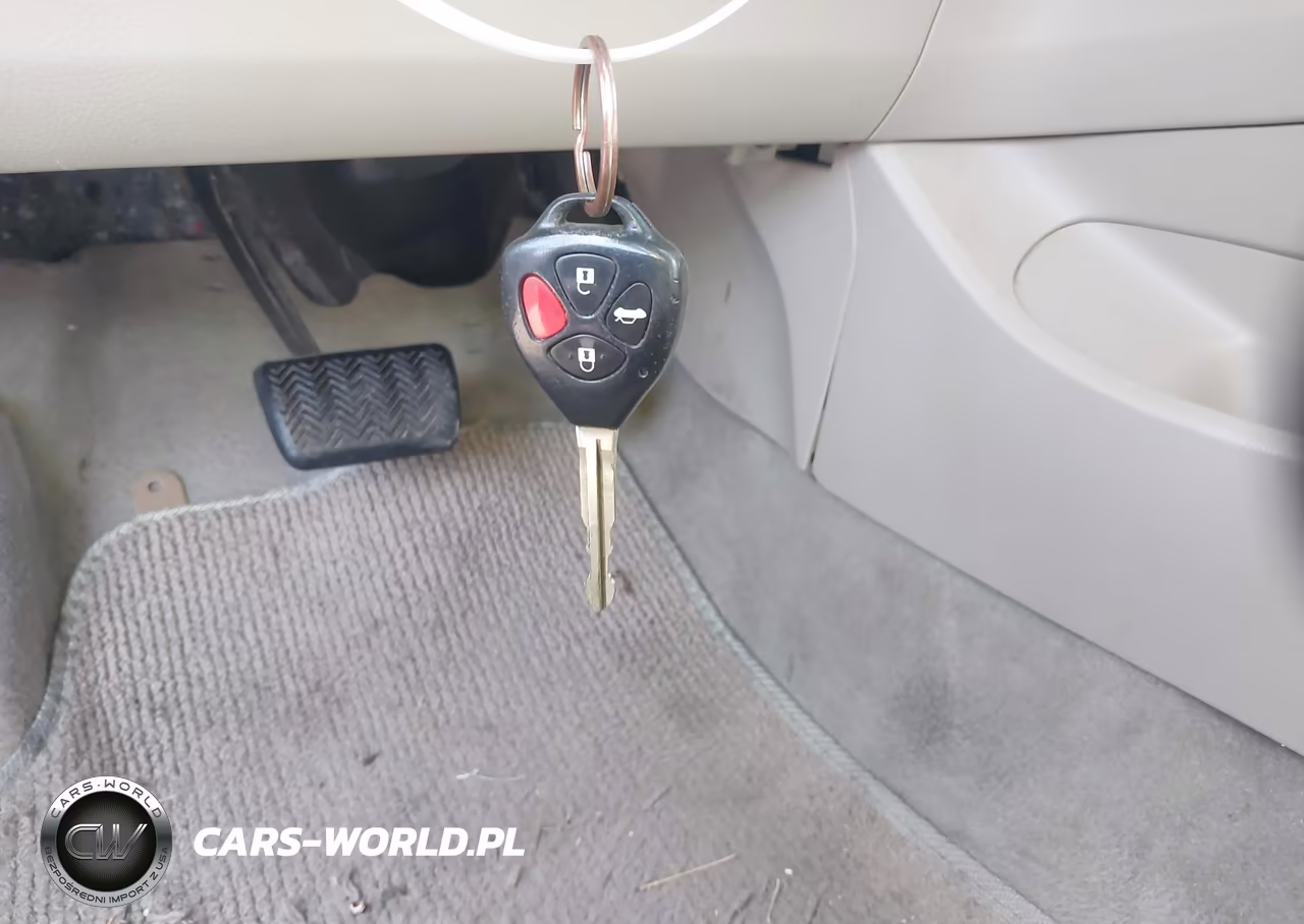 2010 Toyota Corolla Le VIN:2T1BU4EE2AC318475 - 11