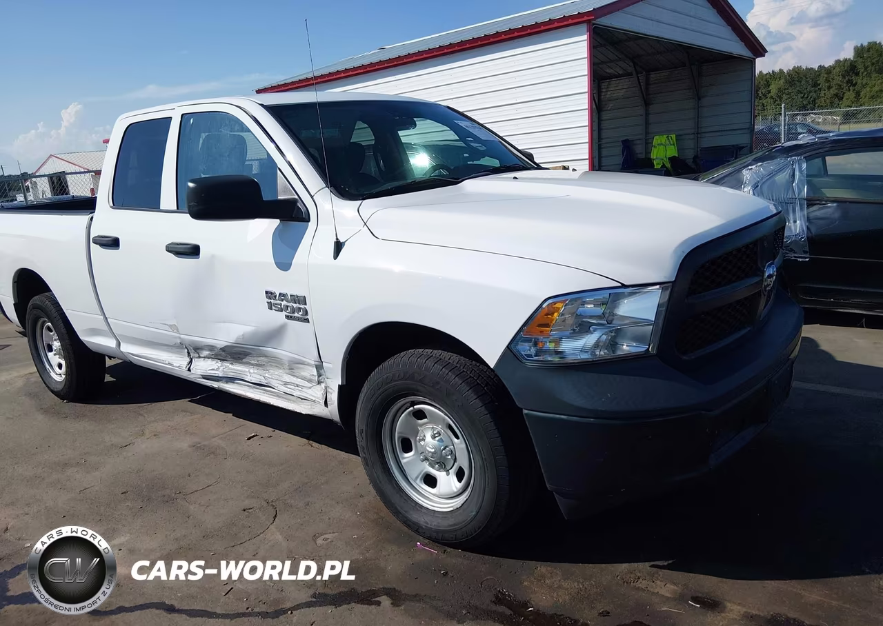 2022 Ram 1500 Classic Tradesman 4X4 6'4 Box – zdjęcie 1 z 17