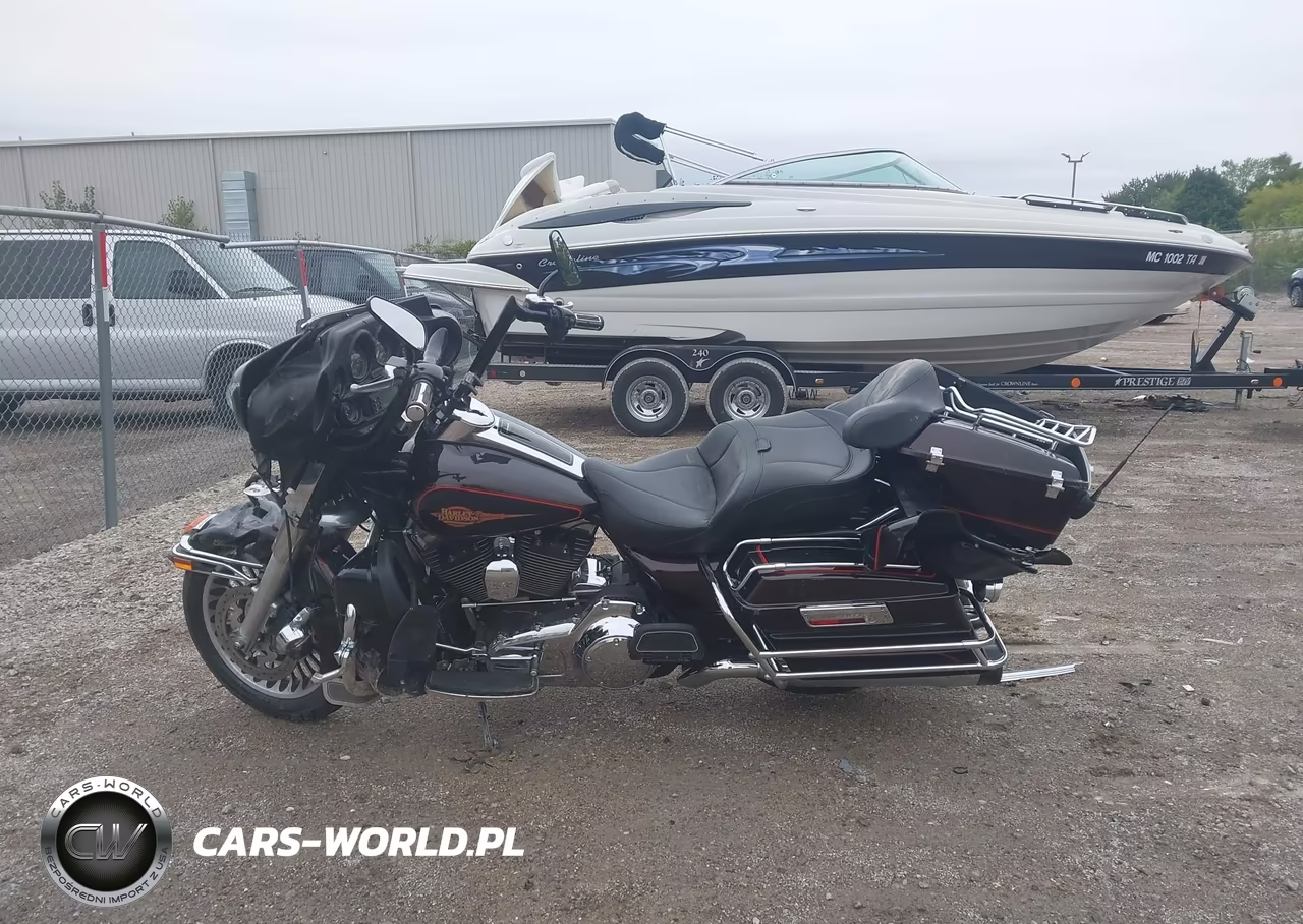 2011 Harley-Davidson Flhtc VIN:1HD1FF418BB674153 - 13