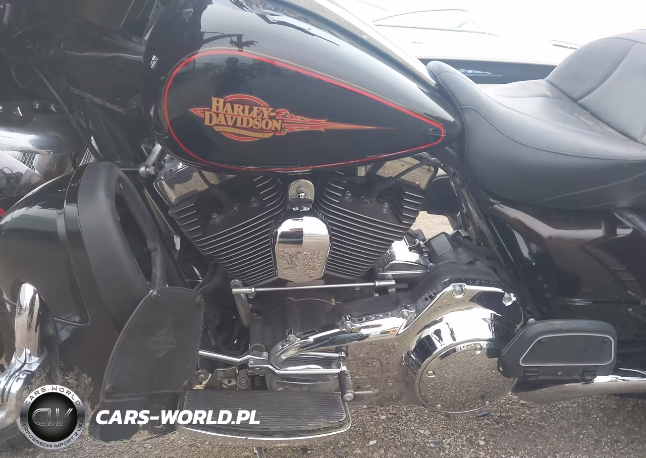 2011 Harley-Davidson Flhtc VIN:1HD1FF418BB674153 - 9