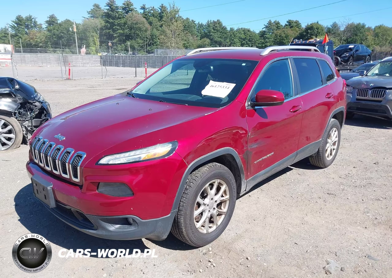 2015 Jeep Cherokee Latitude VIN:1C4PJMCB1FW784534 - 2