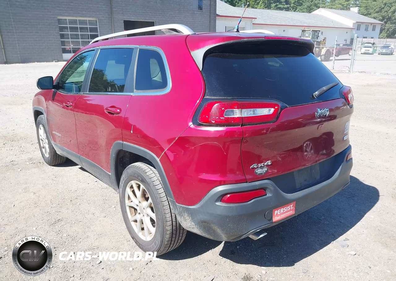2015 Jeep Cherokee Latitude VIN:1C4PJMCB1FW784534 - 3