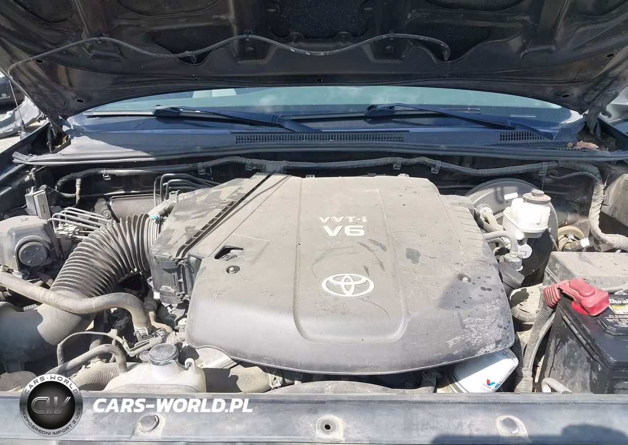 2014 Toyota Tacoma Prerunner V6 VIN:3TMJU4GN1EM165660 - 10