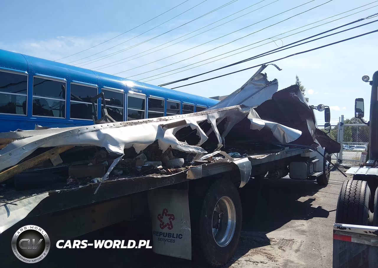2019 Freightliner M2 106 VIN:3ALACWFC6KDKX7119 - 18
