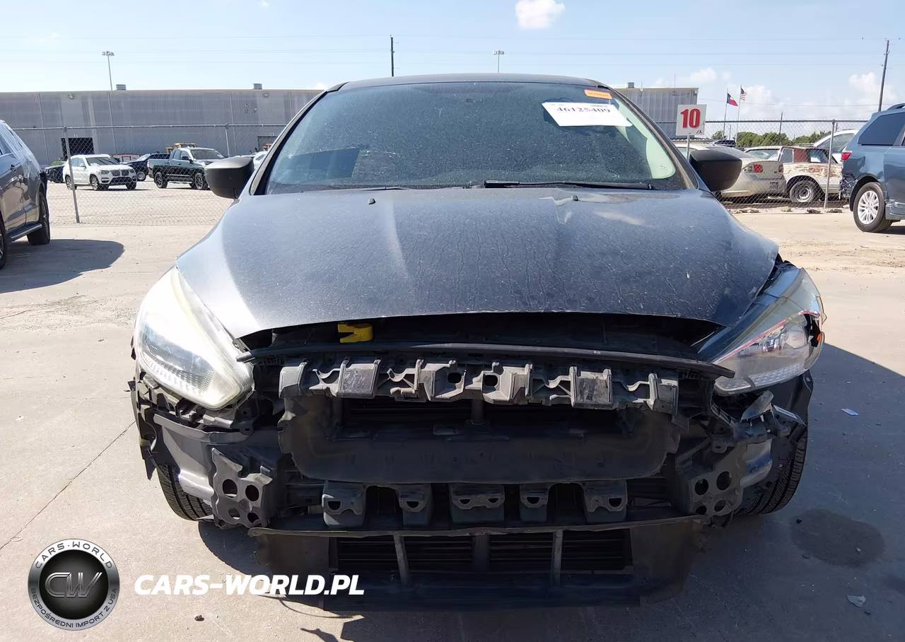2018 Ford Focus S VIN:1FADP3E29JL216363 - 12