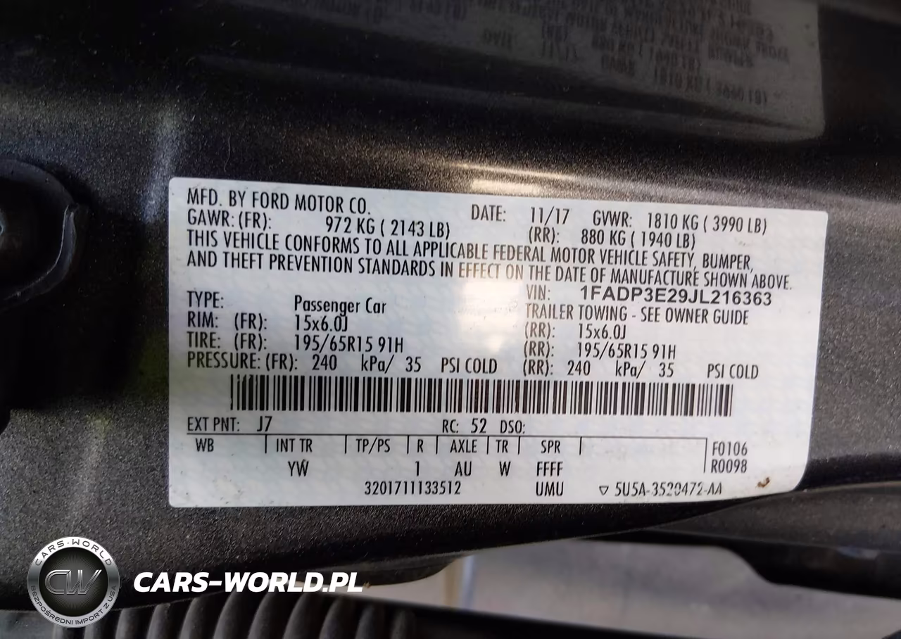 2018 Ford Focus S VIN:1FADP3E29JL216363 - 9