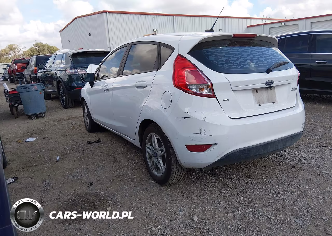 2018 Ford Fiesta Se VIN:3FADP4EJ0JM109472 - 3