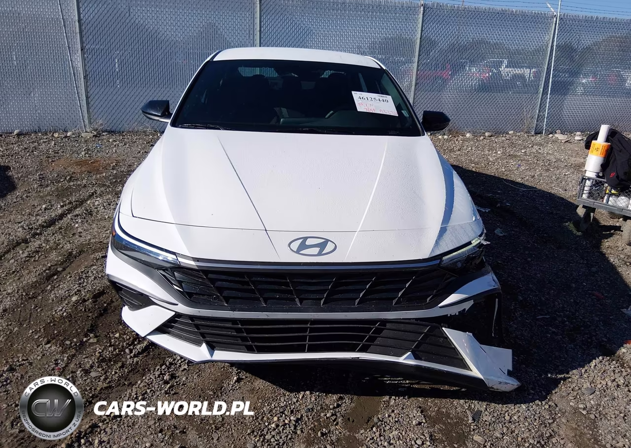 2026 Hyundai Elantra Sel Sport VIN:KMHLM4DGXTU232193 - 12