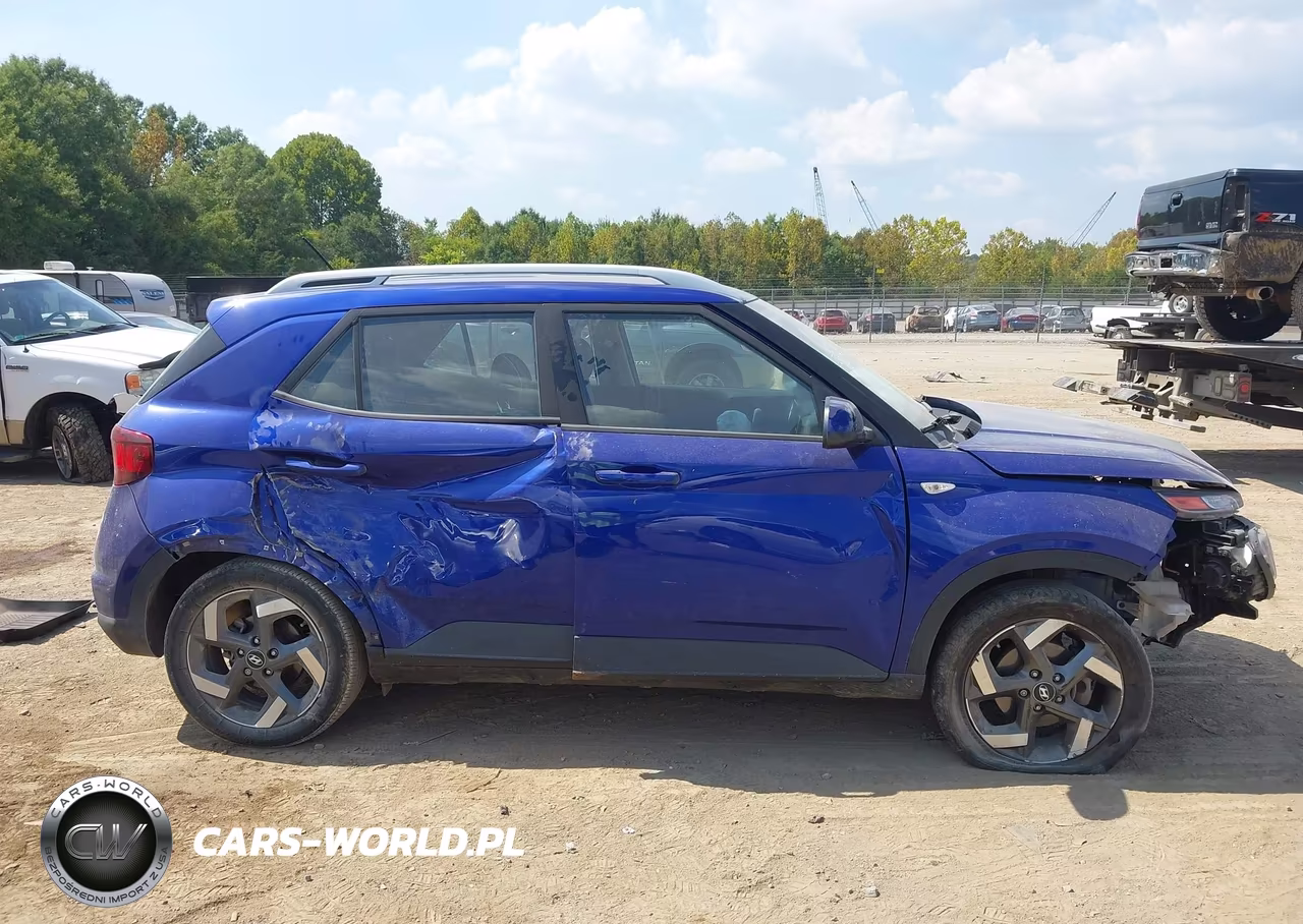 2023 Hyundai Venue Limited VIN:KMHRC8A39PU242130 - 13