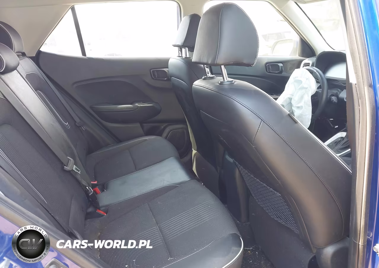 2023 Hyundai Venue Limited VIN:KMHRC8A39PU242130 - 8