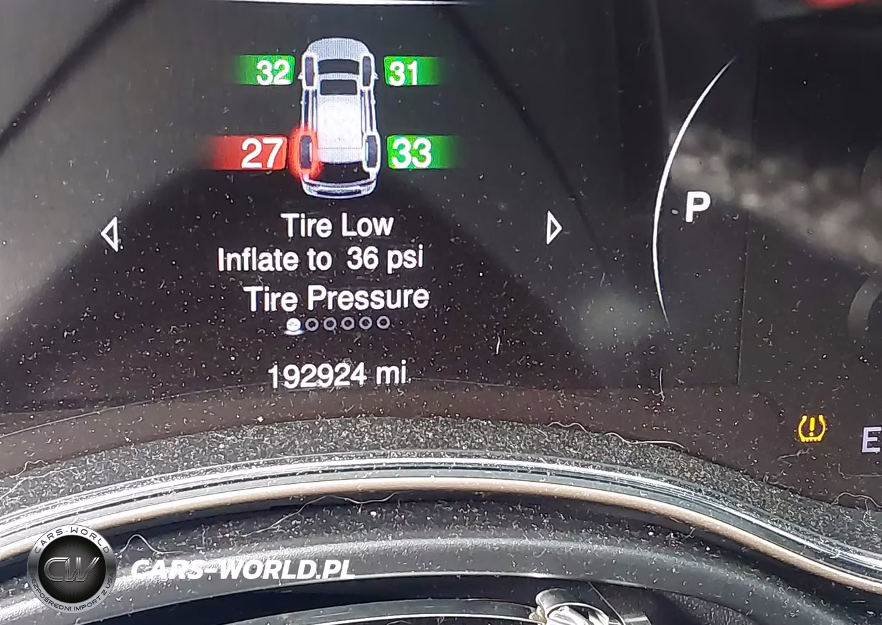 2014 Jeep Grand Cherokee Laredo VIN:1C4RJFAG1EC155245 - 15