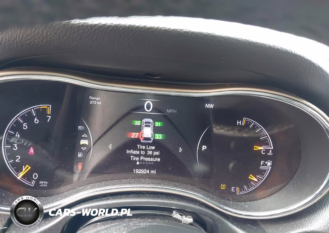 2014 Jeep Grand Cherokee Laredo VIN:1C4RJFAG1EC155245 - 7