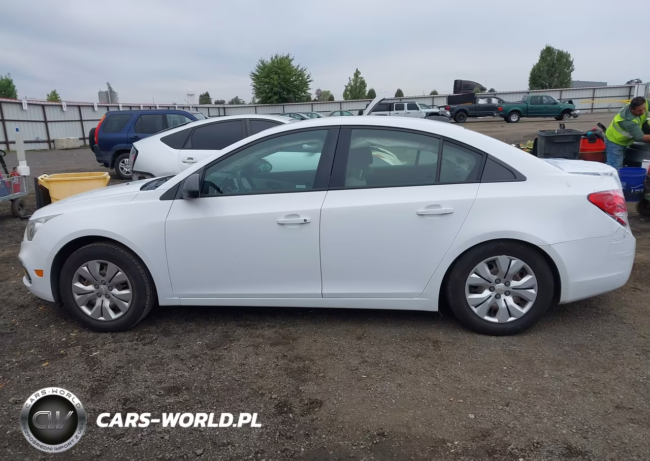 2016 Chevrolet Cruze Limited Ls Auto VIN:1G1PC5SG1G7177633 - 15