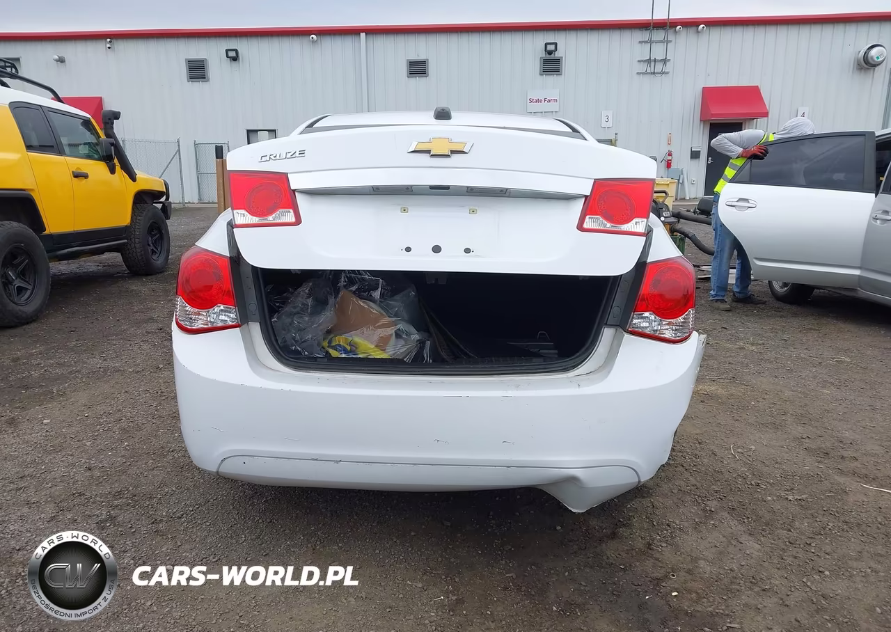 2016 Chevrolet Cruze Limited Ls Auto VIN:1G1PC5SG1G7177633 - 17