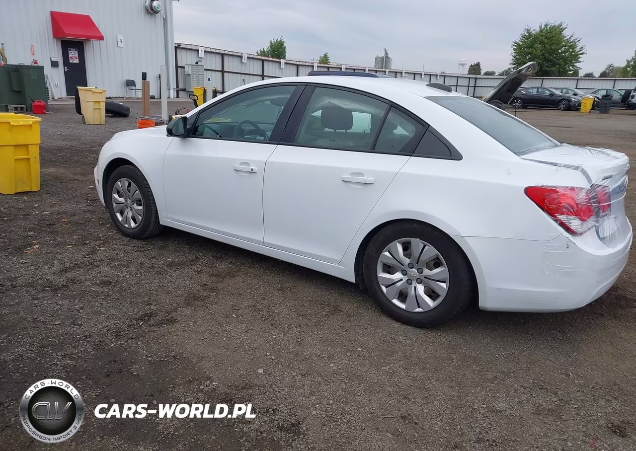 2016 Chevrolet Cruze Limited Ls Auto VIN:1G1PC5SG1G7177633 - 3