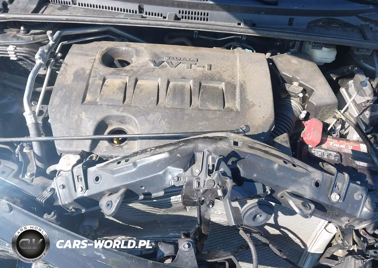 2018 Toyota Corolla Le VIN:2T1BURHE8JC108391 - 10