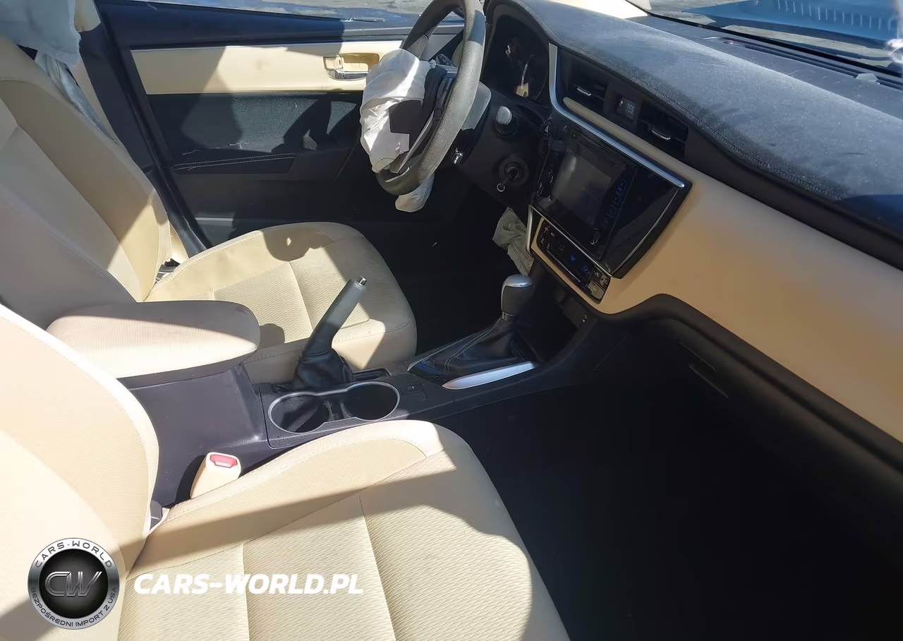 2018 Toyota Corolla Le VIN:2T1BURHE8JC108391 - 5