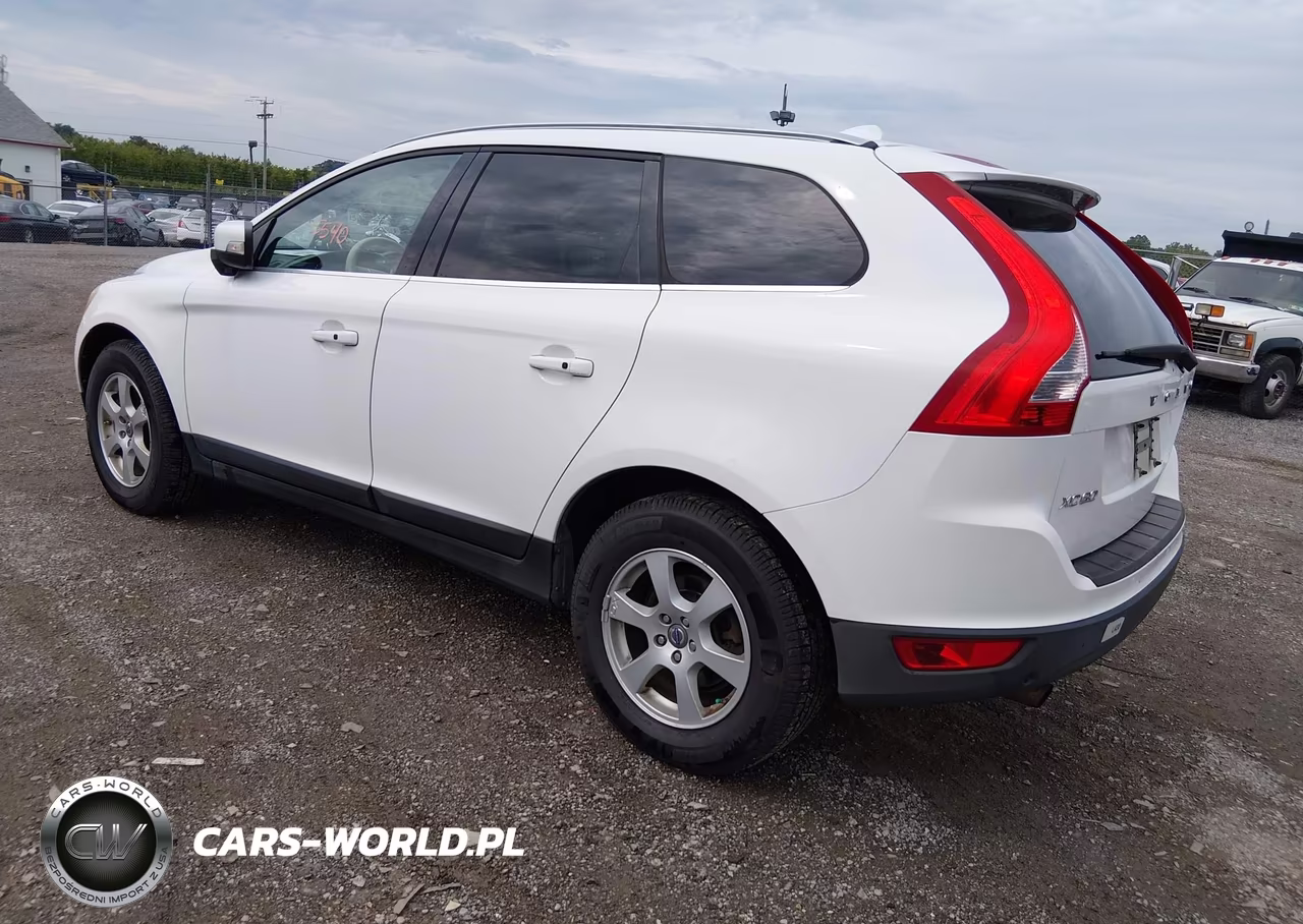 2011 Volvo Xc60 3.2-3.2 R-Design VIN:YV4940DZ4B2173920 - 3