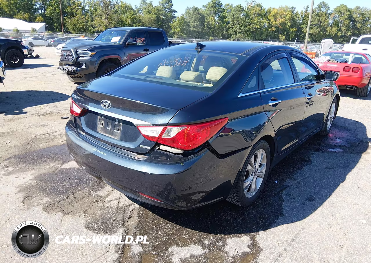 2013 Hyundai Sonata Limited VIN:5NPEC4AC3DH611274 - 4