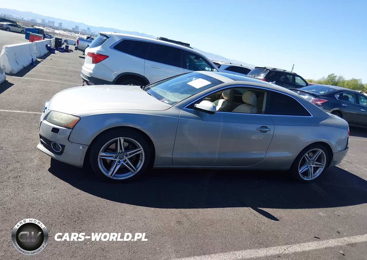 2010 Audi A5 2.0T-2.0T Premium VIN:WAULFBFR0AA030914 - 14