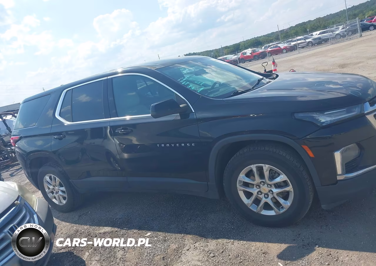 2023 Chevrolet Traverse Fwd Ls VIN:1GNERFKW0PJ245957 - 13