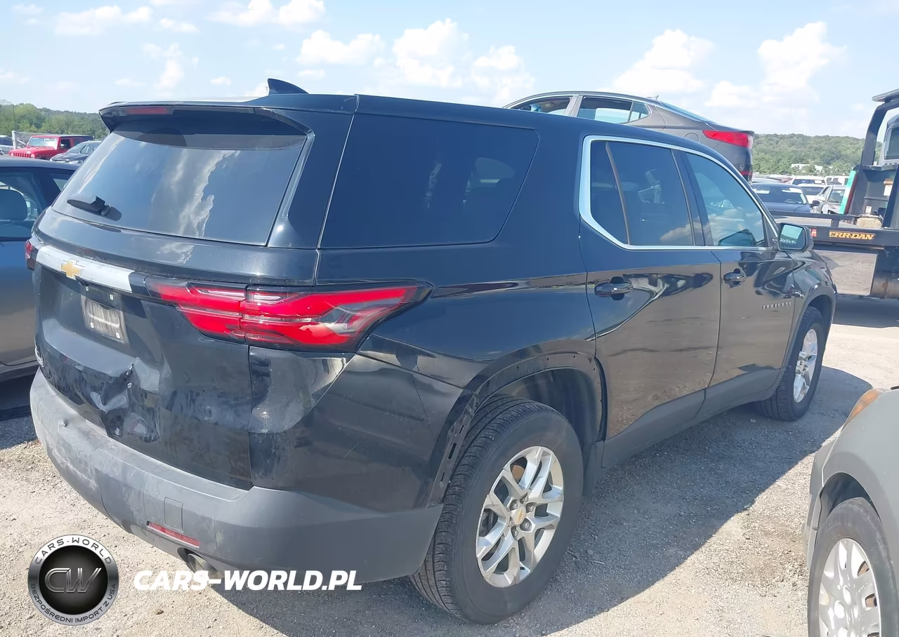 2023 Chevrolet Traverse Fwd Ls VIN:1GNERFKW0PJ245957 - 4