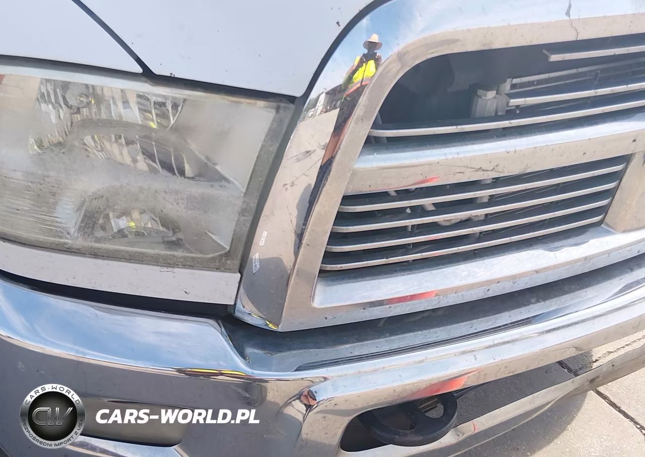 2011 Ram Ram 2500 Laramie VIN:3D7UT2HL4BG522184 - 17