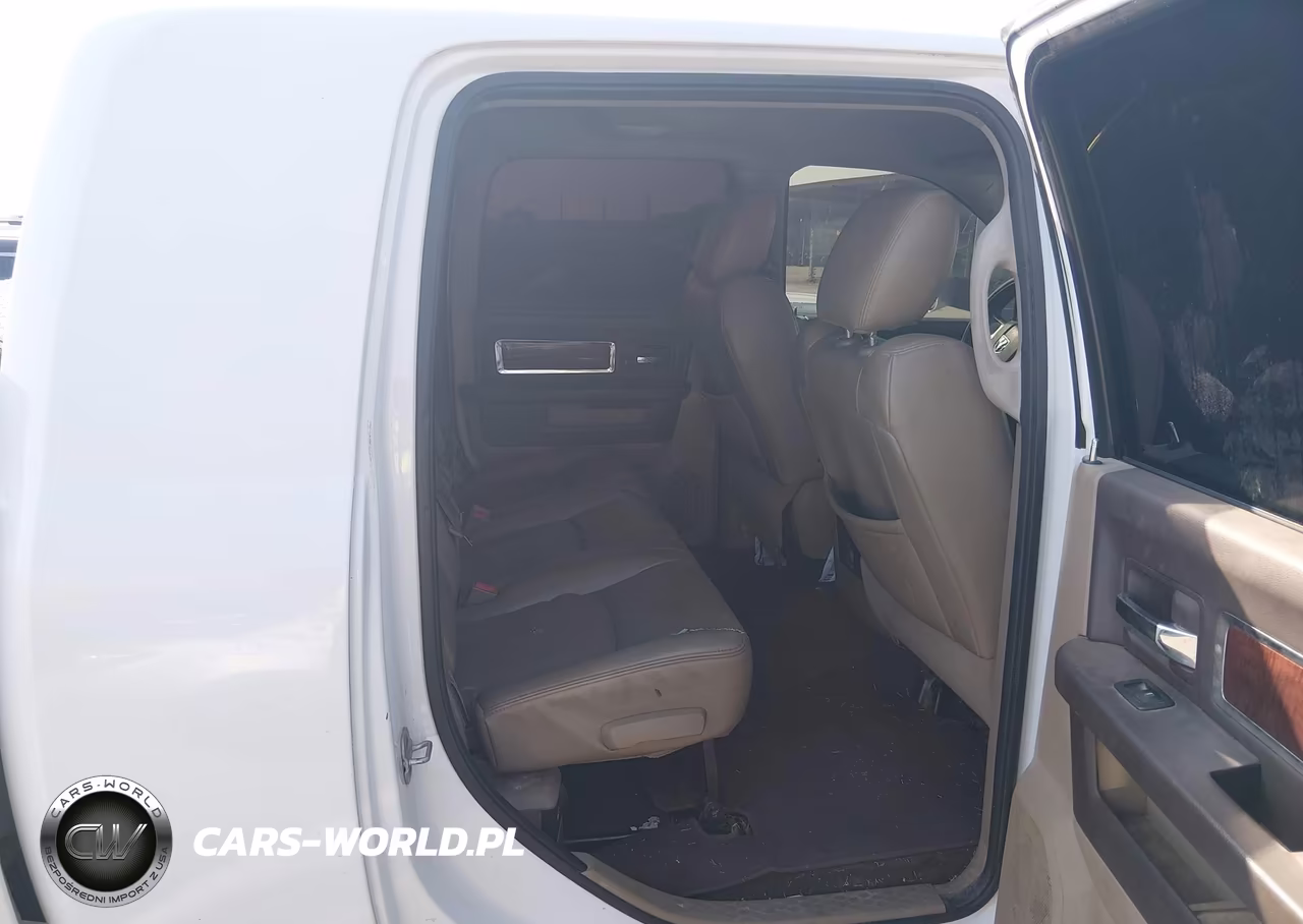 2011 Ram Ram 2500 Laramie VIN:3D7UT2HL4BG522184 - 8