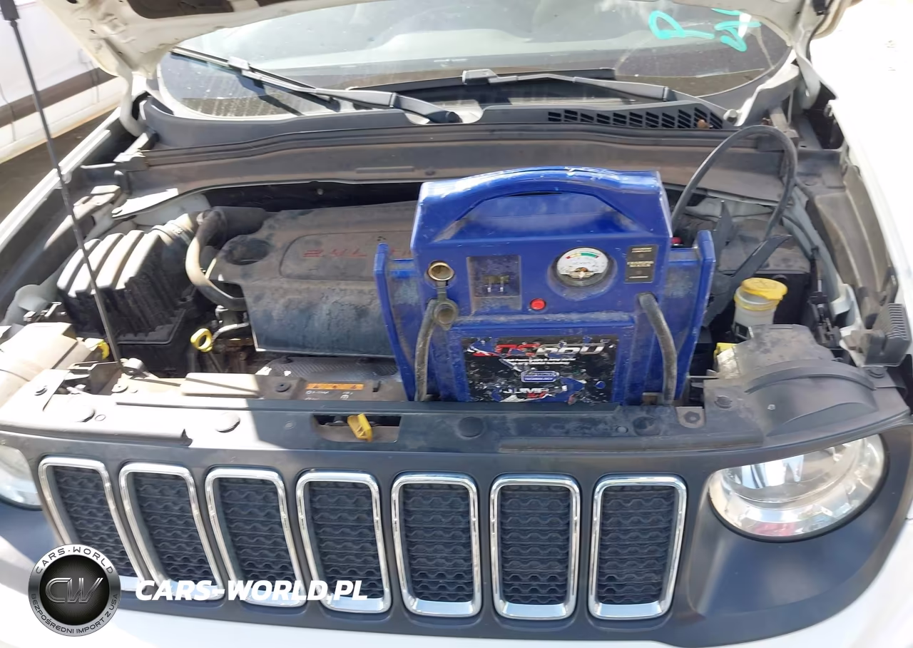 2019 Jeep Renegade Sport 4X4 VIN:ZACNJBABXKPJ97199 - 10