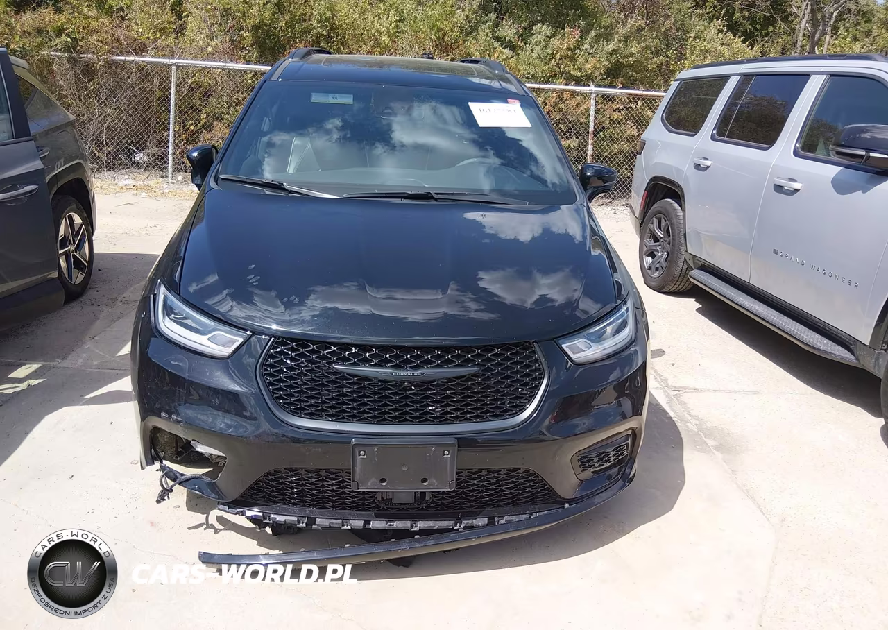 2026 Chrysler Pacifica Limited VIN:2C4RC1GG4TR161968 - 12