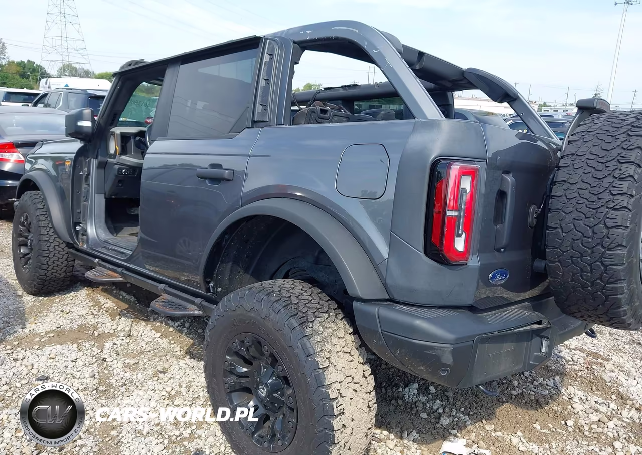 2022 Ford Bronco Badlands VIN:1FMEE5DH6NLB88917 - 3