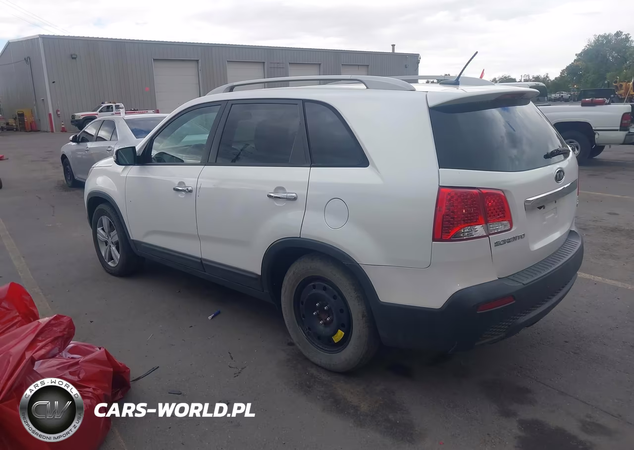 2012 Kia Sorento Ex V6 VIN:5XYKU4A20CG212819 - 3