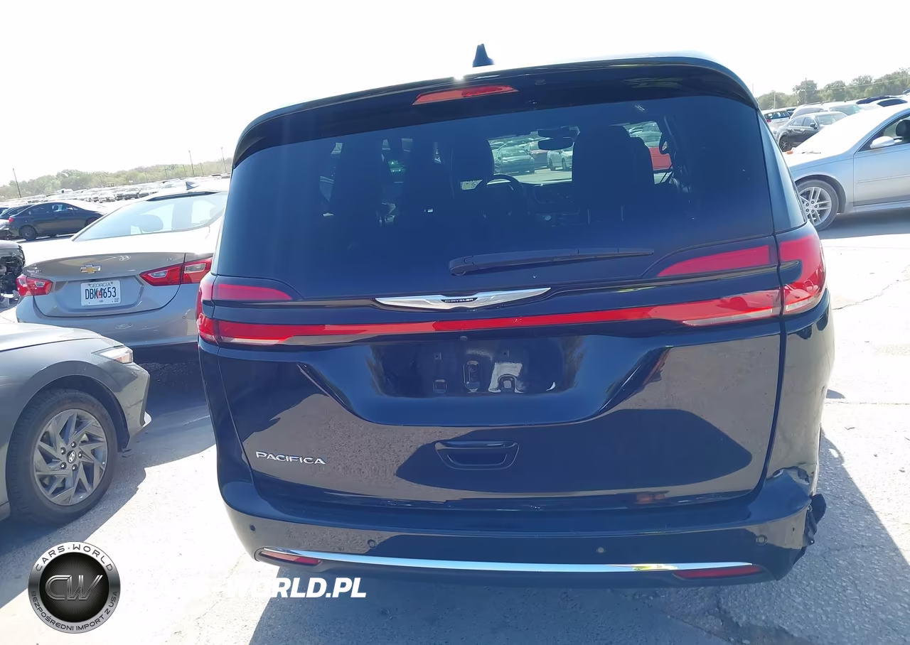 2025 Chrysler Pacifica Select VIN:2C4RC1BG8SR551624 - 16