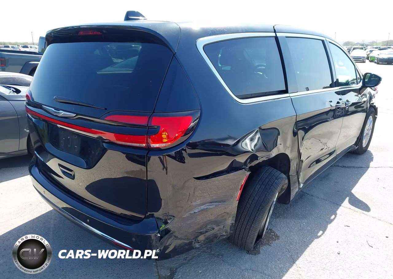 2025 Chrysler Pacifica Select VIN:2C4RC1BG8SR551624 - 4