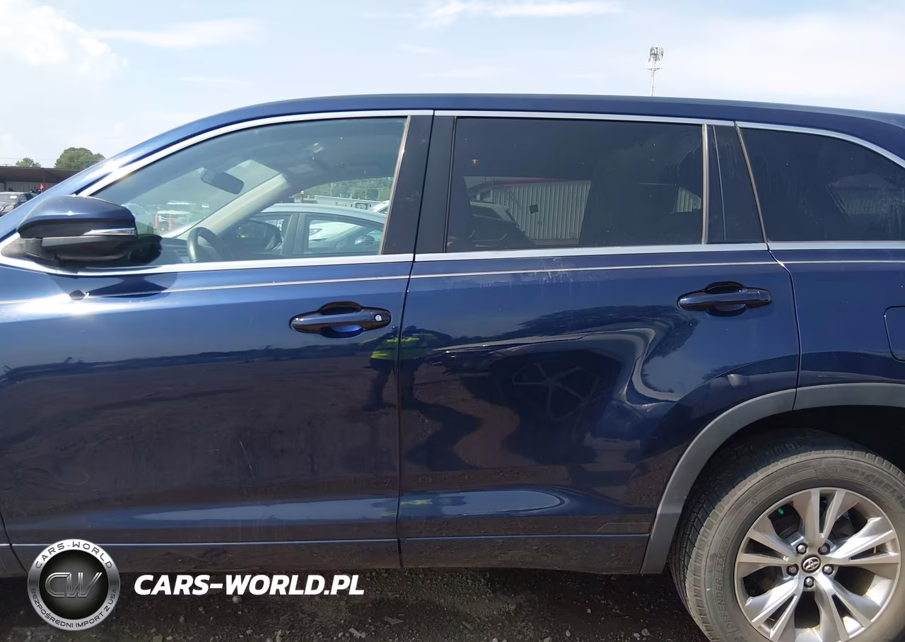 2016 Toyota Highlander Le Plus V6 VIN:5TDZKRFH6GS182748 - 14