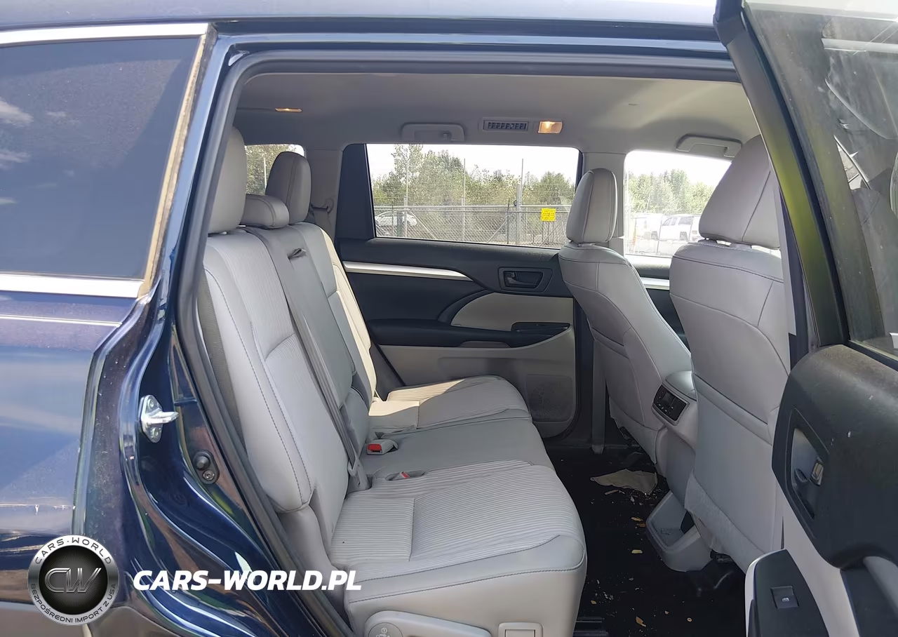 2016 Toyota Highlander Le Plus V6 VIN:5TDZKRFH6GS182748 - 8