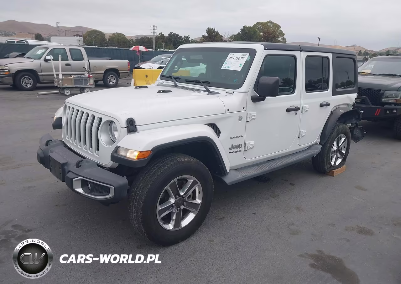 2019 Jeep Wrangler Unlimited Sahara 4X4 VIN:1C4HJXEN6KW614676 - 2