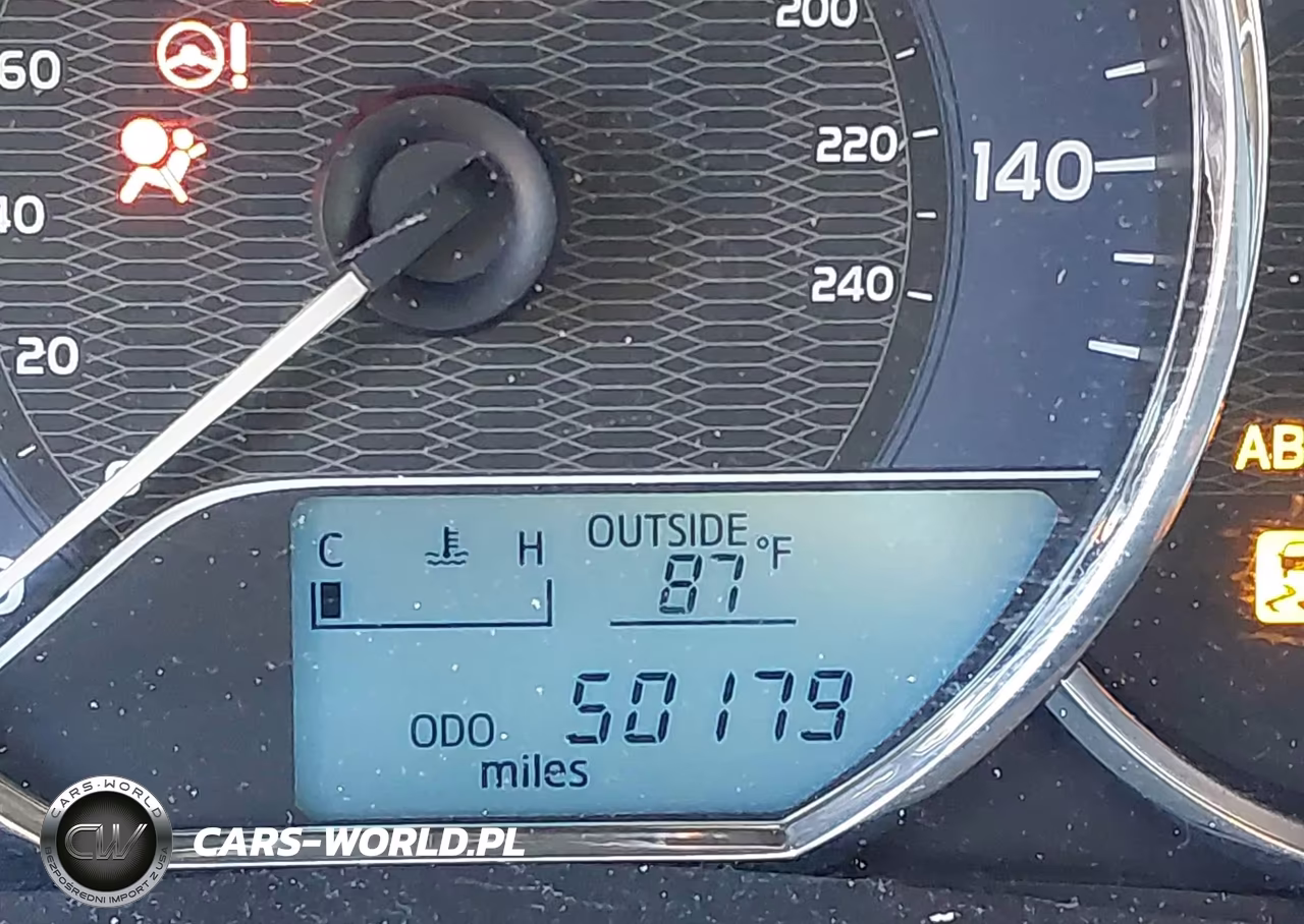 2015 Toyota Corolla Le VIN:2T1BURHE0FC414377 - 15