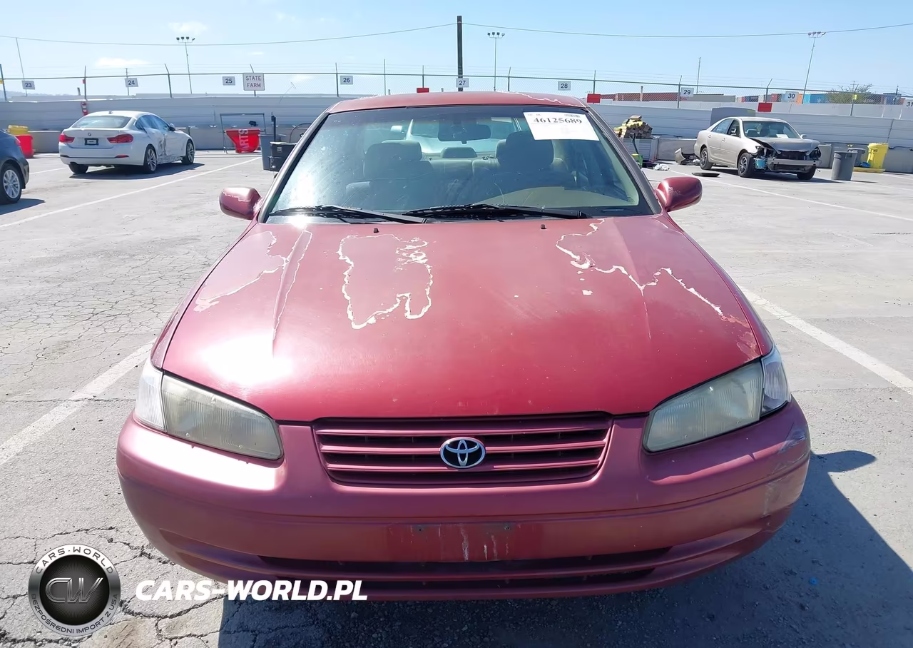 1998 Toyota Camry Le VIN:JT2BG22K1W0155771 - 12