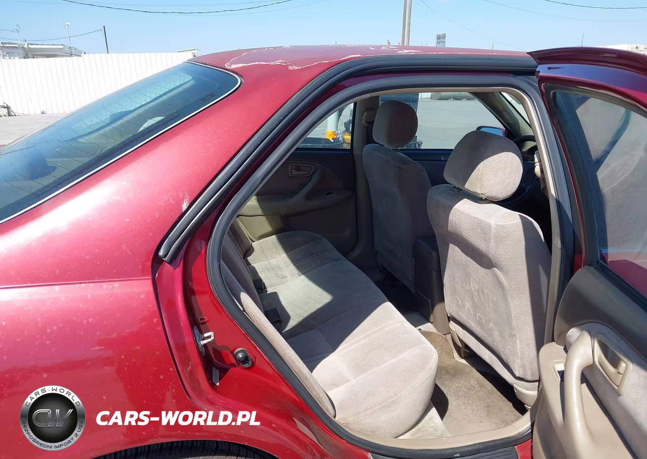 1998 Toyota Camry Le VIN:JT2BG22K1W0155771 - 8