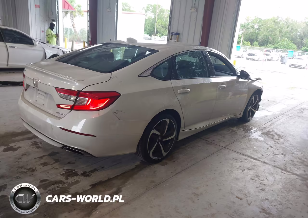 2019 Honda Accord Sport VIN:1HGCV1F33KA166436 - 4
