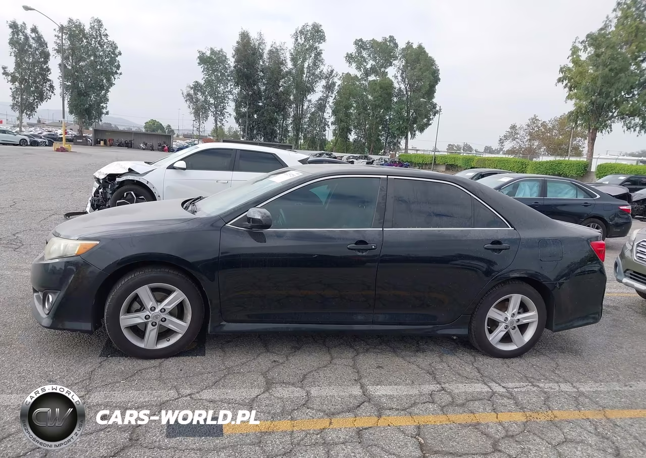 2013 Toyota Camry Se VIN:4T1BF1FKXDU268179 - 14