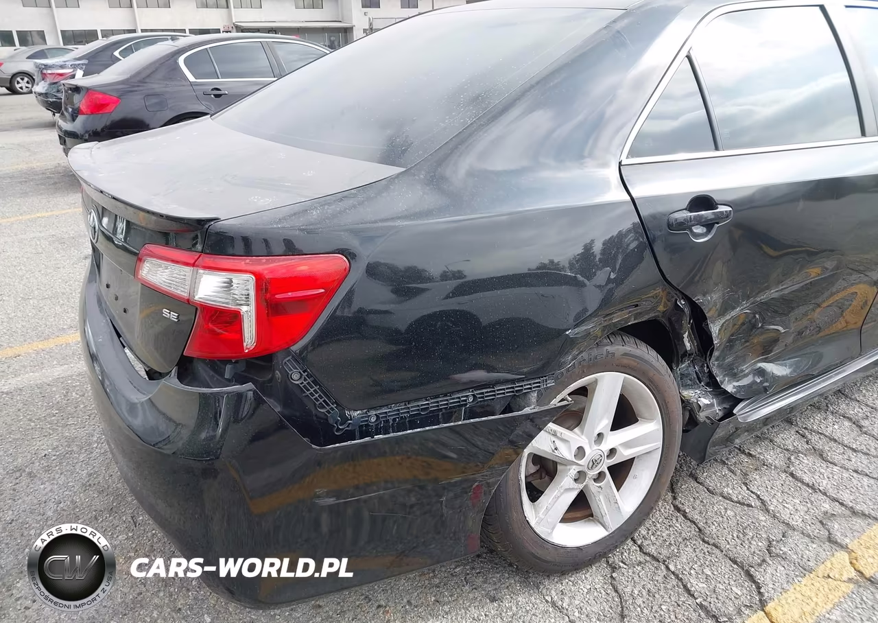 2013 Toyota Camry Se VIN:4T1BF1FKXDU268179 - 17