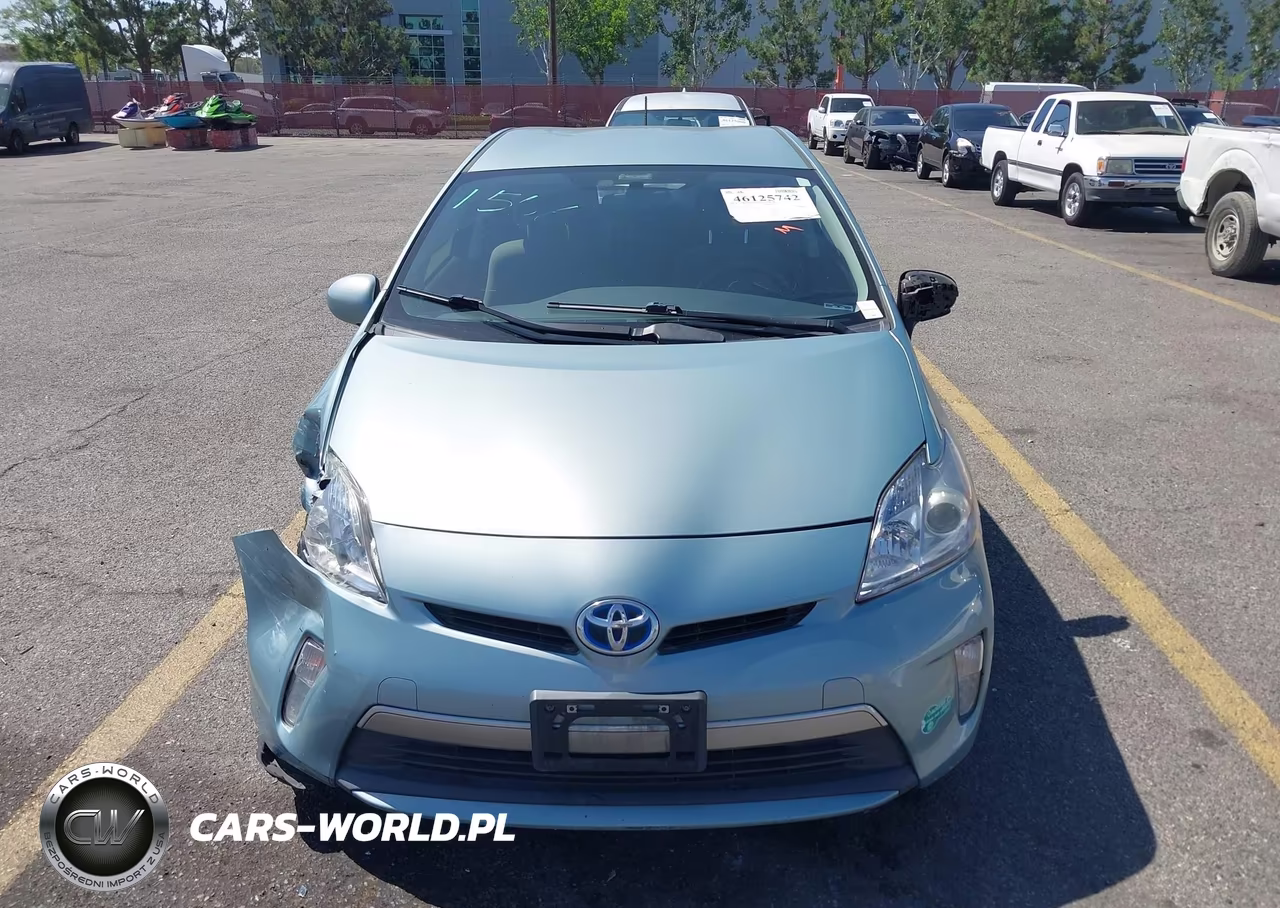 2014 Toyota Prius Plug-In VIN:JTDKN3DP0E3052432 - 12