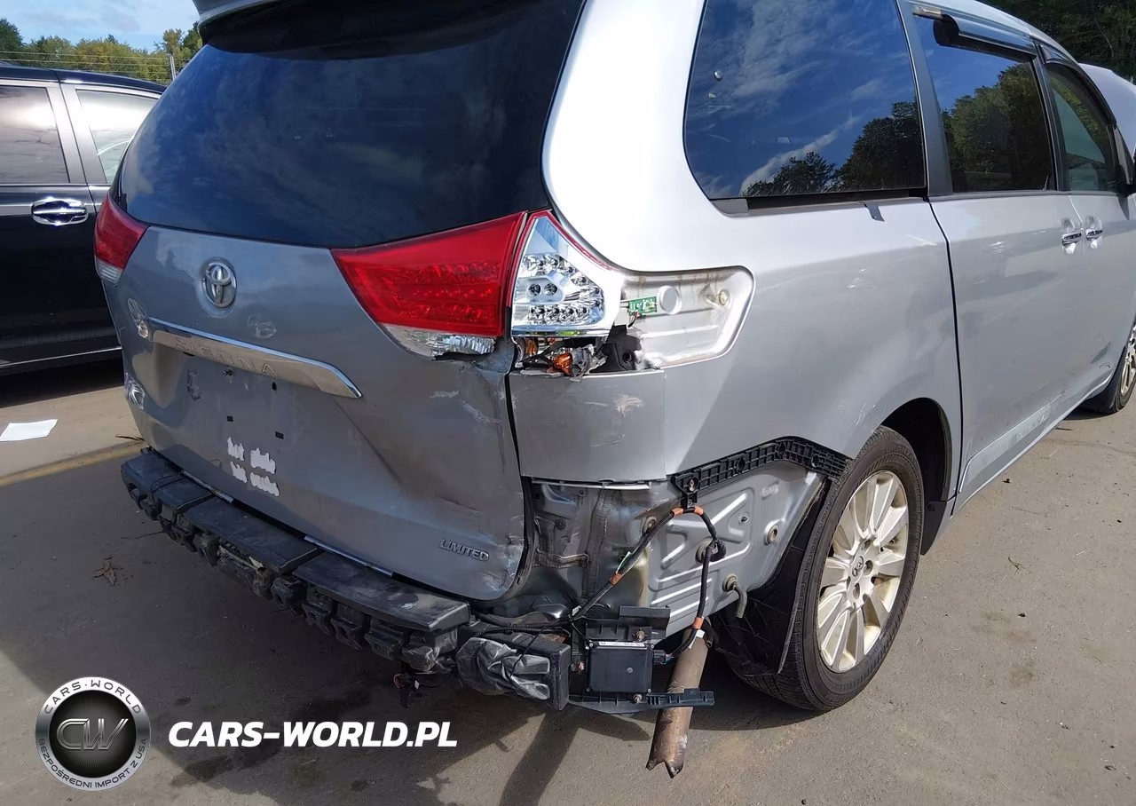 2014 Toyota Sienna Limited V6 7 Passenger VIN:5TDYK3DC7ES501698 - 6