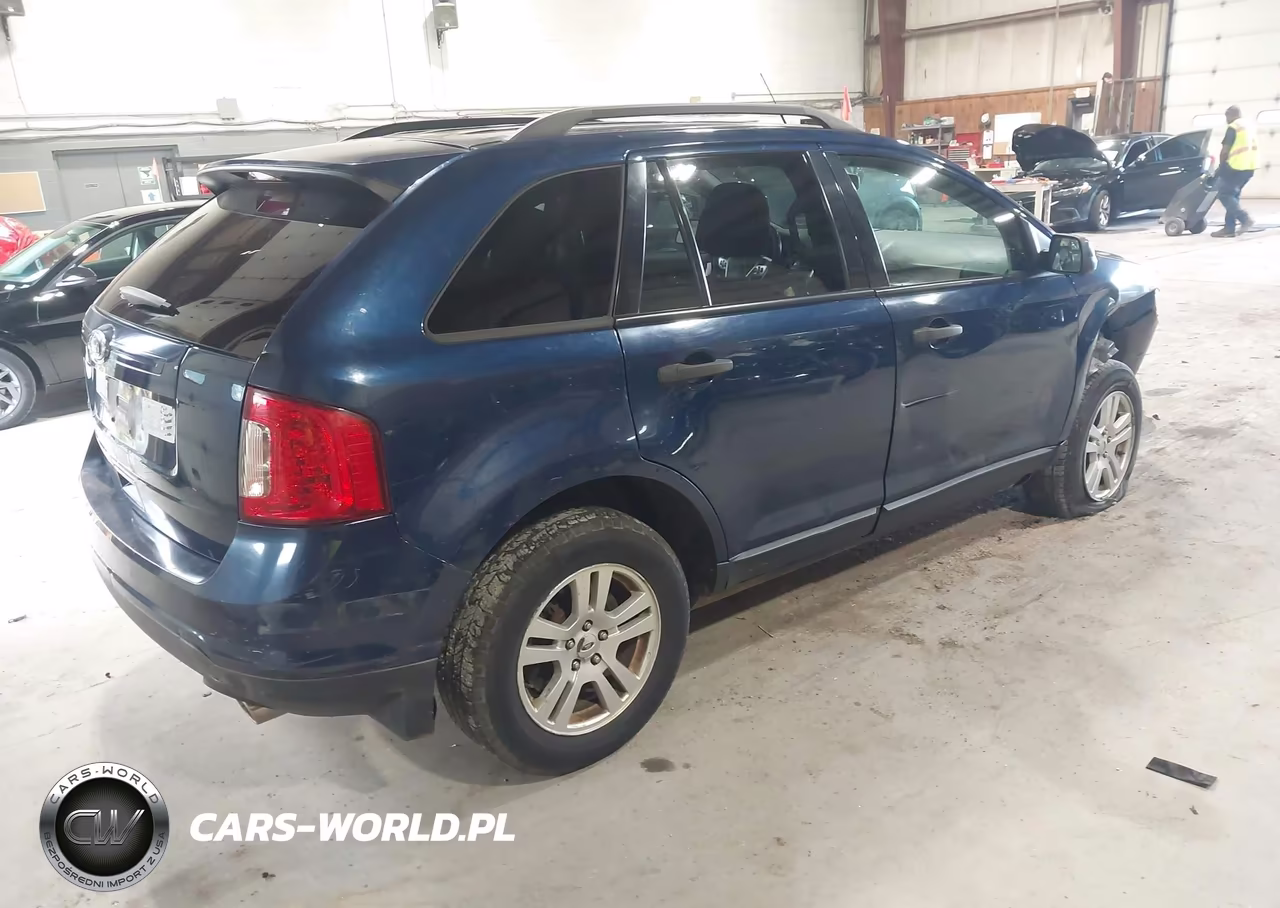 2012 Ford Edge Se VIN:2FMDK3GC6CBA48064 - 4