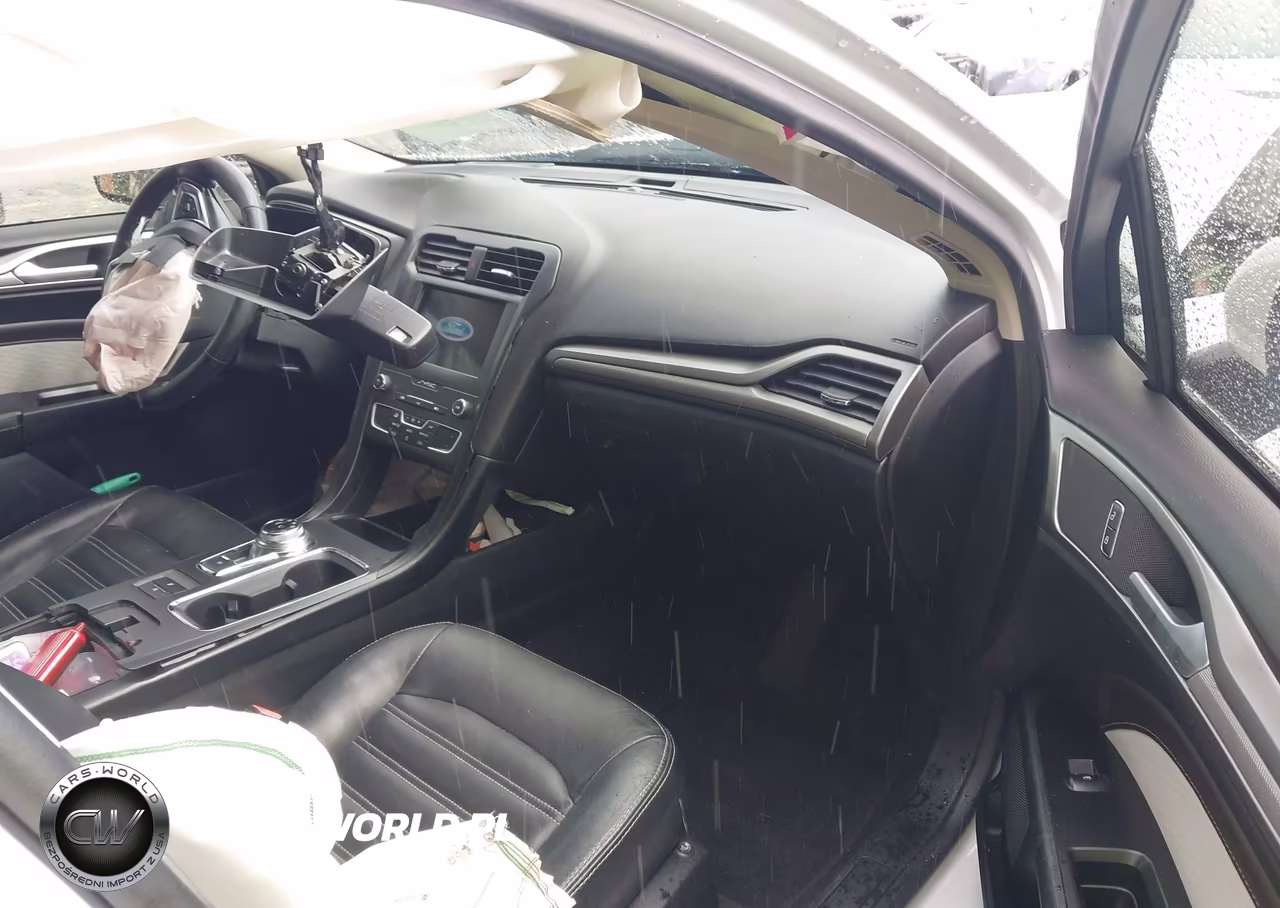 2020 Ford Fusion Se VIN:3FA6P0HD8LR253834 - 5