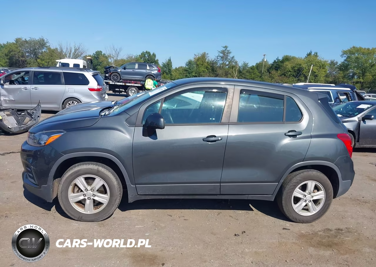 2019 Chevrolet Trax Ls VIN:3GNCJNSB4KL368023 - 14