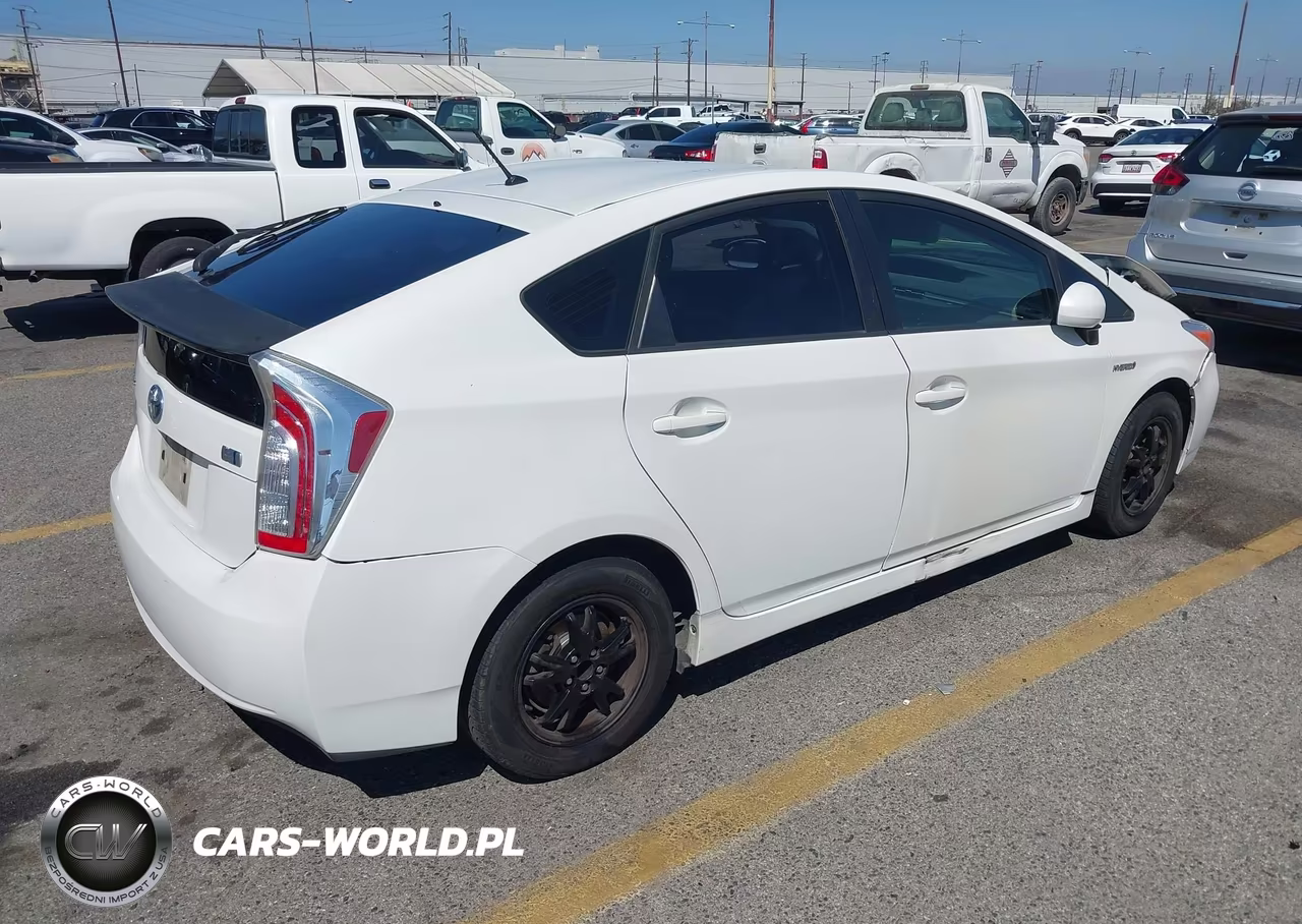 2012 Toyota Prius Two VIN:JTDKN3DU9C5489420 - 4